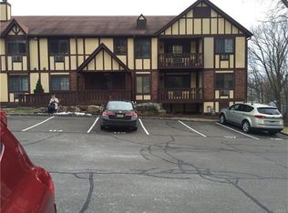 19 Canterbury Rd, Bridgeport, CT 06606