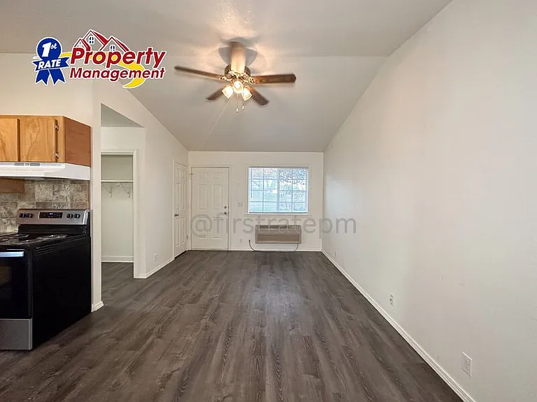 121 W Madison St #101 — Photo 9