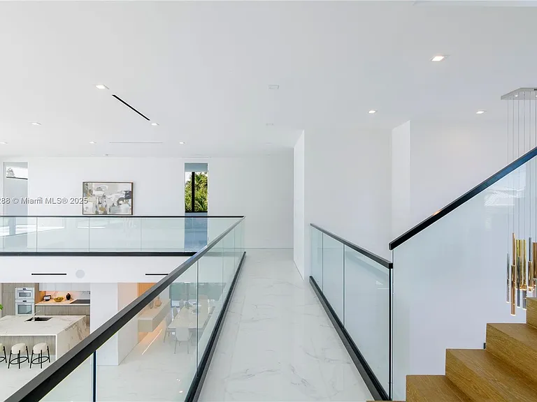 1248 NE 89th St — Photo 35