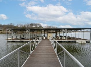 115 Breakwater N, Hendersonville, TN 37075