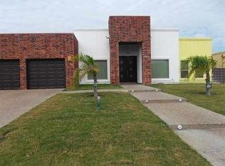 2918 O'Henry Dr, Laredo, TX 78041