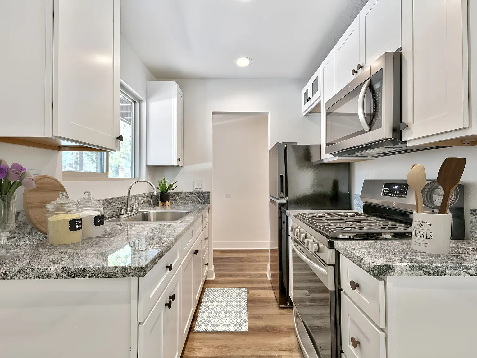 PR372-3728 Primrose Road, LLC — Photo 1