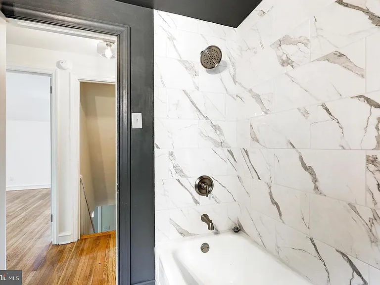 242 Shadeland Ave — Photo 11