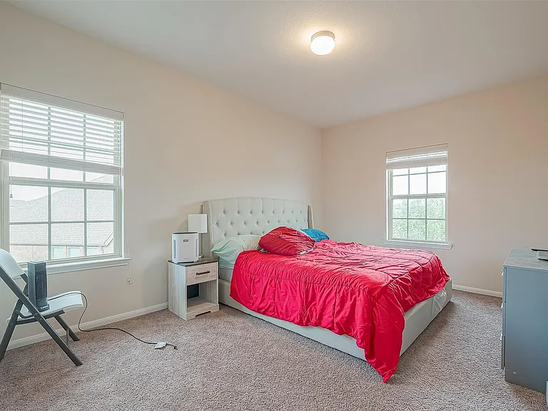 4219 Reagan Ridge Ct — Photo 32