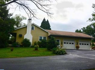 54 Annawanda Rd, Ottsville, PA 18942