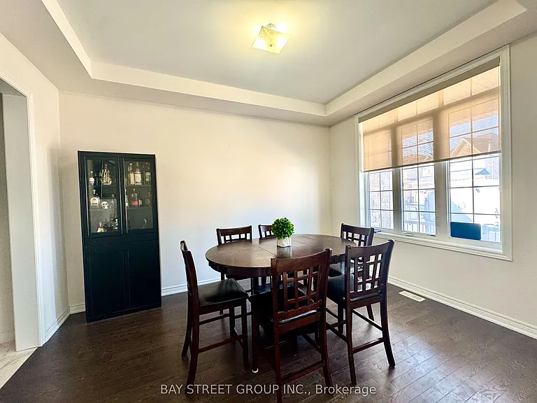 1003 Green St — Photo 8