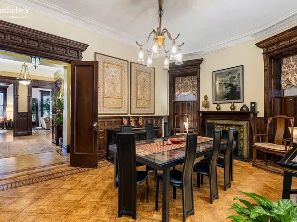 205 West 57th Street image 8 of 13