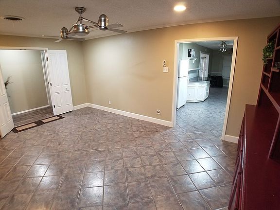 2nd image of 3433 High Meadows Dr