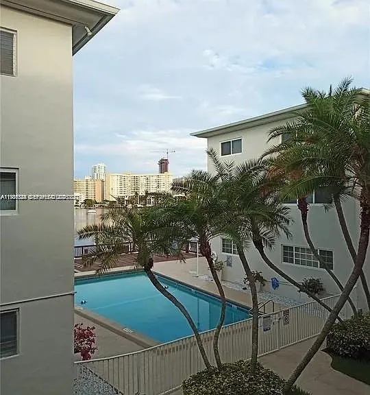 462 Golden Isles Dr #202 — Photo 24