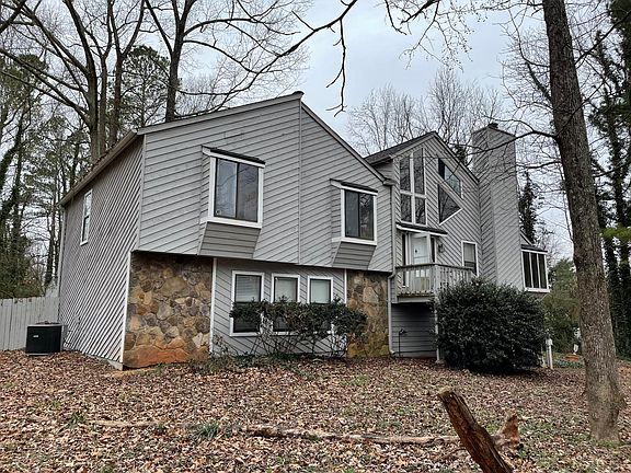 3rd image of 3823 Woodrose Ct