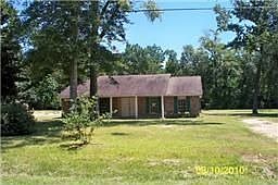 1st image of 18813 Woodridge Dr