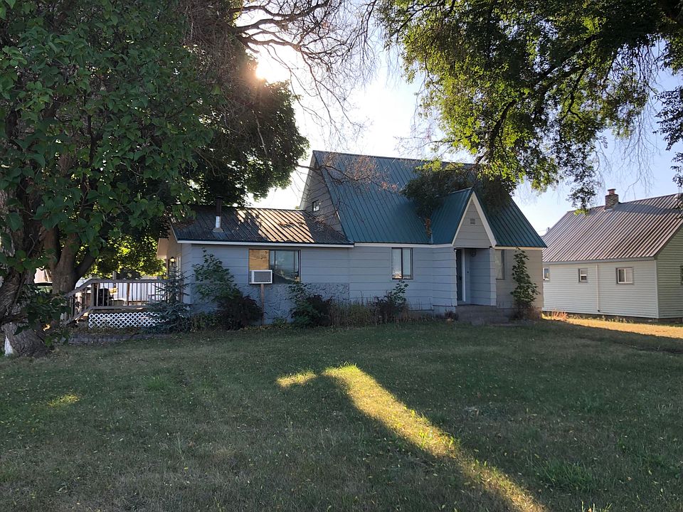 1st image of 213 S Center St