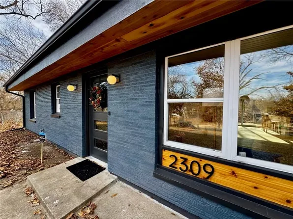 2309 E 77th St, Kansas City, MO 64132
