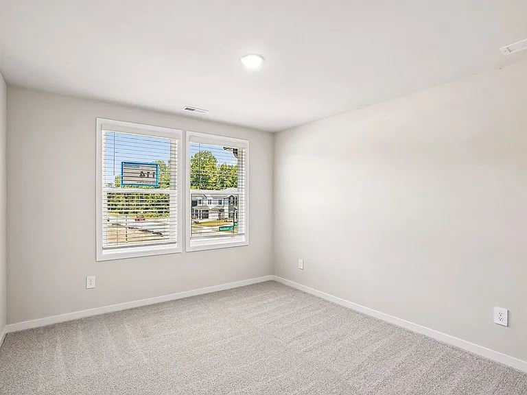 528 Southland Dr — Photo 33