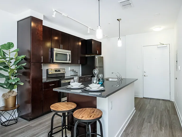 The L Apartments — Photo 20