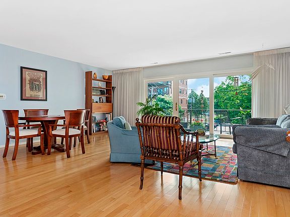 2nd image of 415 Franklin Ave APT 3
