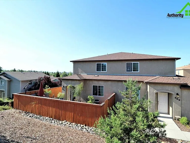 671 Mission De Oro Dr — Photo 1