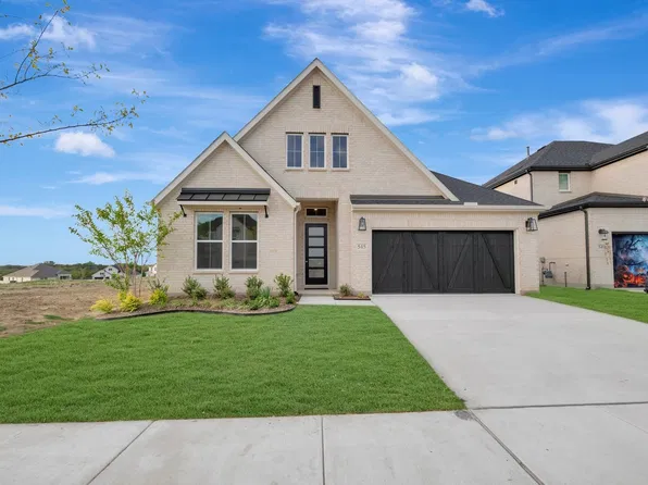 545 Corner Post Ln, Aubrey, TX 76227