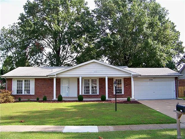 5336 Chatfield Dr photo 1