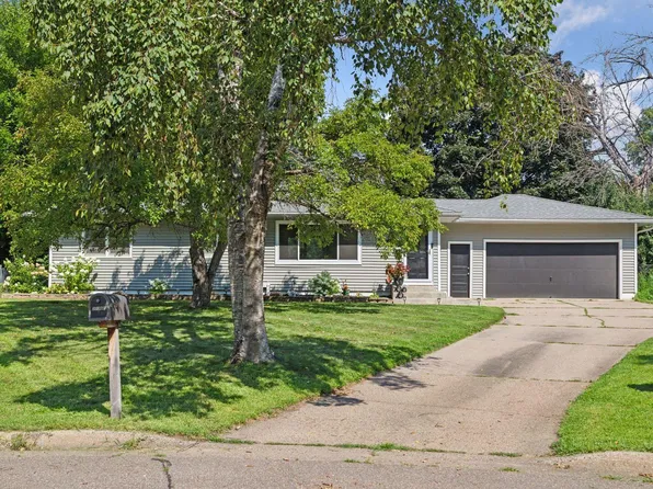 2182 Garnet Point, Eagan, MN 55122