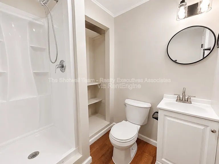 6814 Trousdale Rd — Photo 6