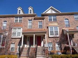 25582 Saint James, Southfield, MI 48075