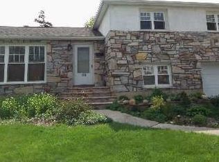 118 Farmers Ave, Bethpage, NY 11714