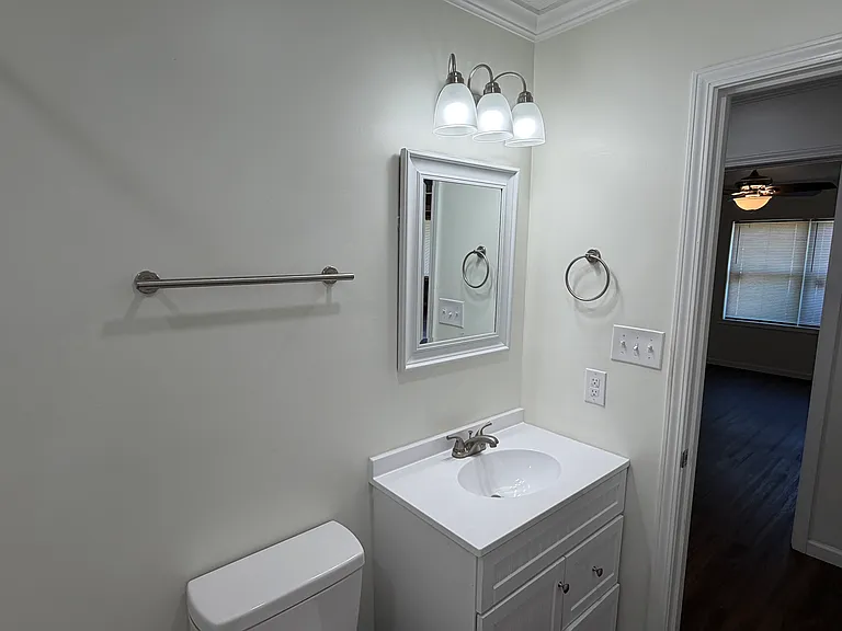 4511 Summerville Rd — Photo 13