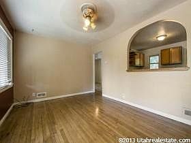 5th image of 1044 E Downington Ave