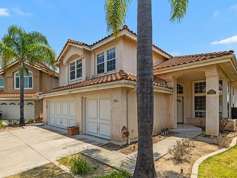 7996 Cicada Ct — Photo 2