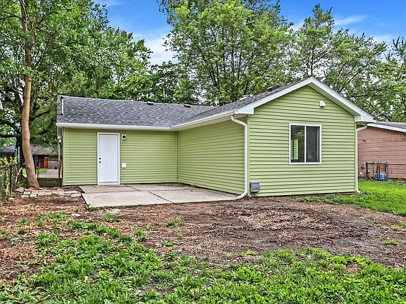 5th image of 8204 E 37th Pl