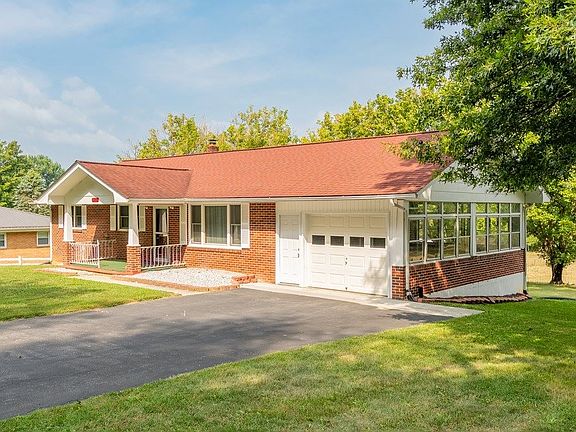 2nd image of 5573 Dunlap Rd