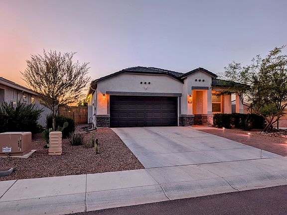 3rd image of 1074 W Avalon Canyon Dr