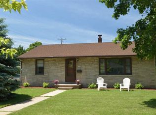 1503 Doemel St, Oshkosh, WI 54901