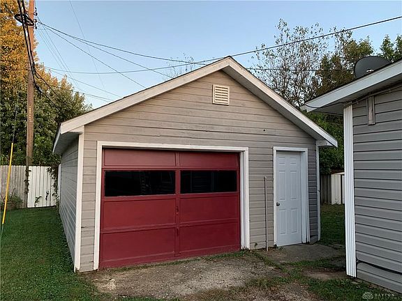 4th image of 702 Kennison Ave