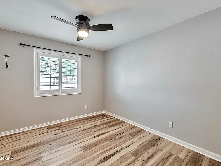 6502 E Grandview Dr — Photo 14
