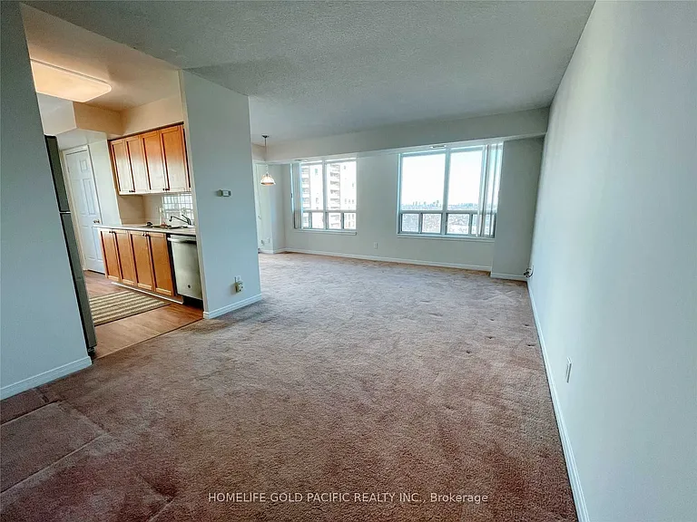 8 Hillcrest Ave #1007 — Photo 2