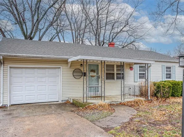 2505 S Crescent Ave, Independence, MO 64052