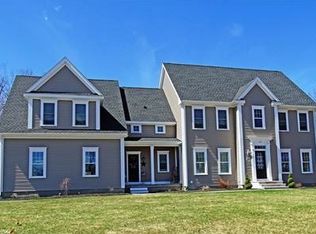 22 Pleasant Ln, Boylston, MA 01505