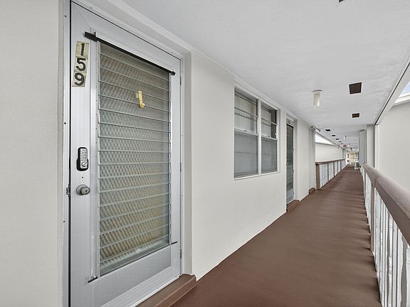 2nd image of 159 Easthampton G
