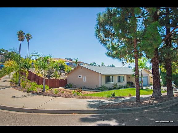 2nd image of 406 Garey Dr