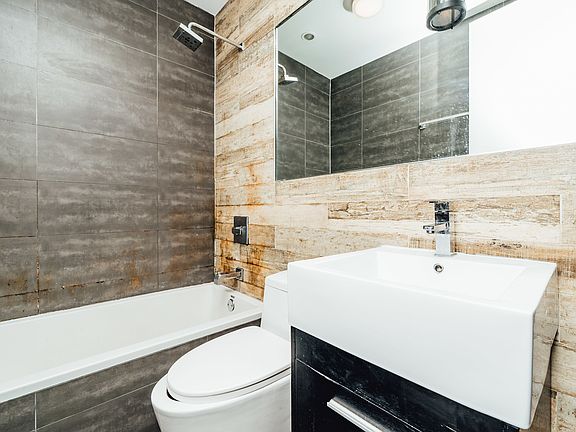 5th image of 358 Palmetto St #1M