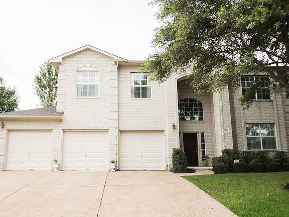 3rd image of 908 Cashew Ln
