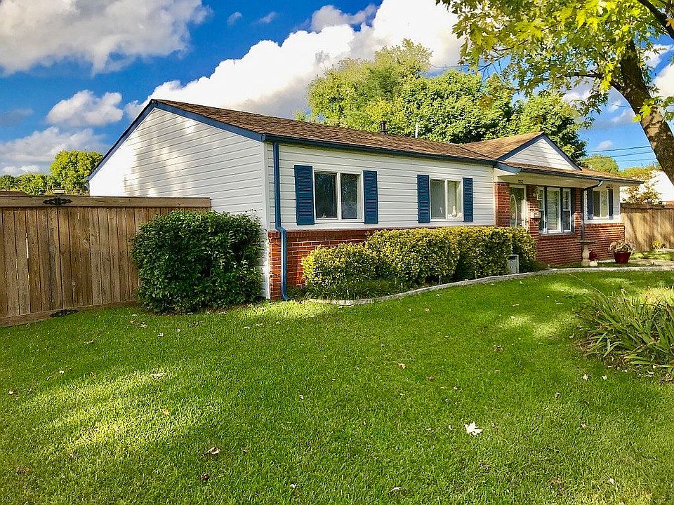 1st image of 3212 Silina Dr