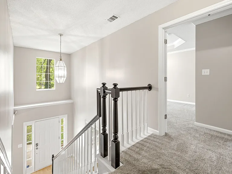 6330 N Glen Dr — Photo 22