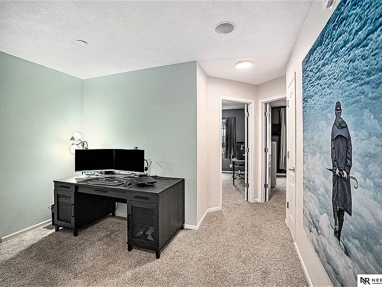 18552 Polk St — Photo 16