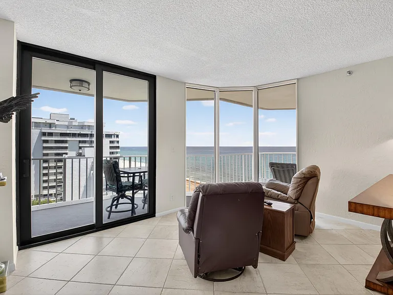 2917 S Ocean Blvd #902 — Photo 8