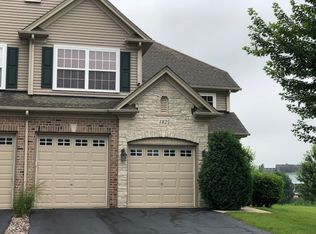 1825 Turtle Creek Dr, Aurora, IL 60503