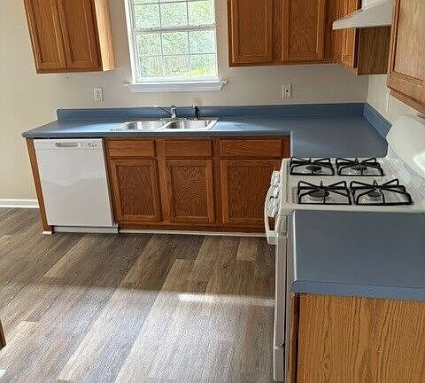 2nd image of 277 Queens Ct