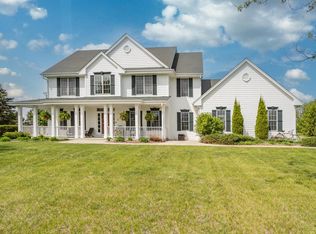 W348S8733 Alleanor Ln, Eagle, WI 53119